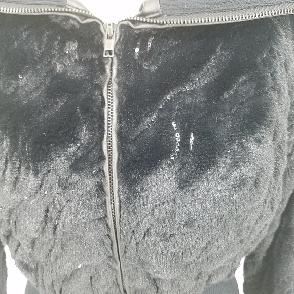 Powder Rivers Outfitters Jacket - Picture 3 of 7